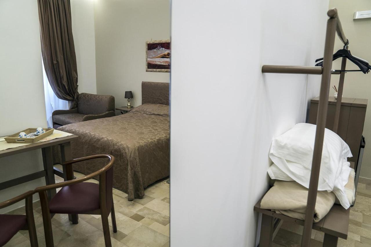 B&B Conte Cavour Barletta Exterior photo